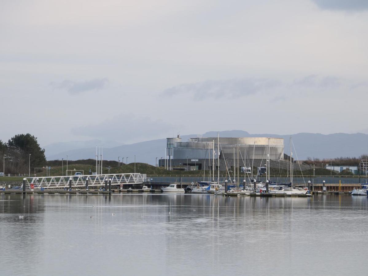 Villa 8 Marina View Pwllheli Esterno foto